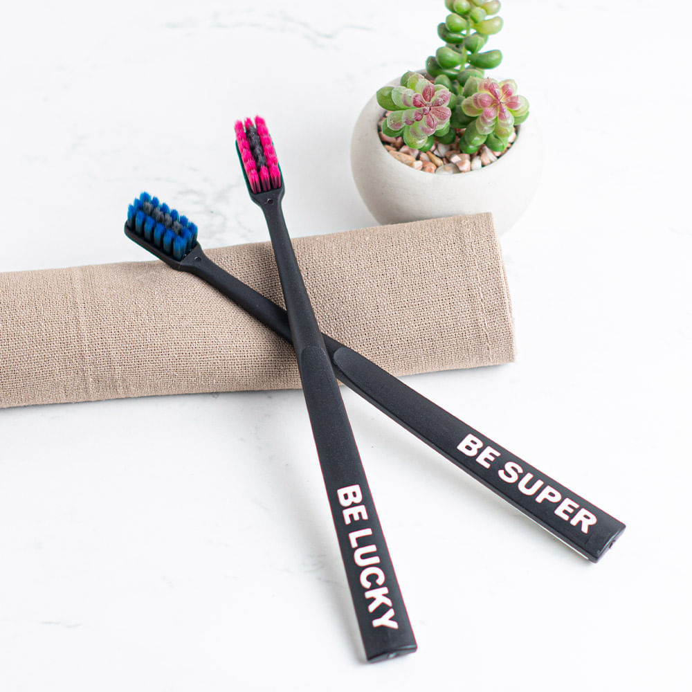 Cool Toothbrush With Bamboo Charcoal Bristles 2-Pack