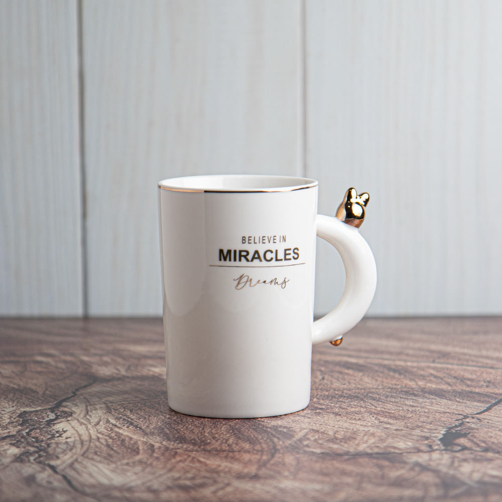 Taza Cerámica Dorada Lindo Conejo Blanco