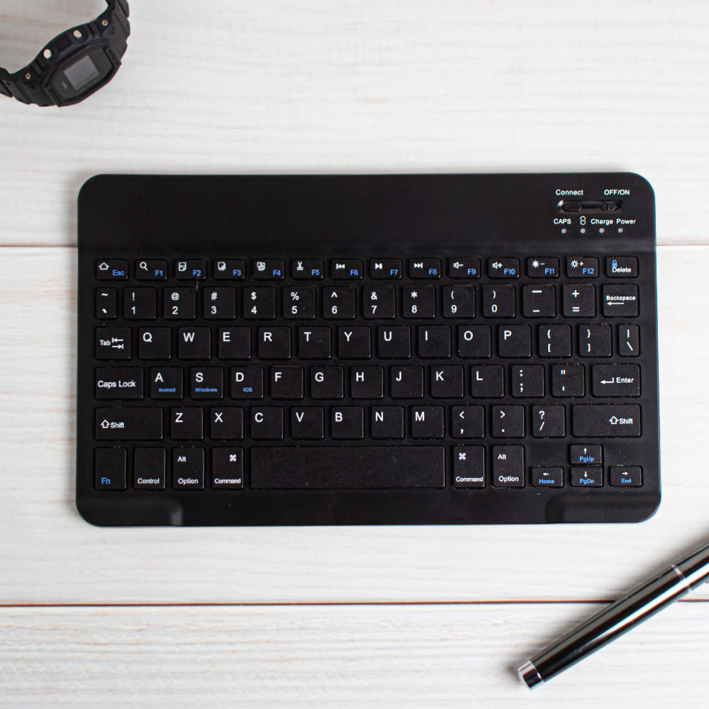 Mini Teclado Inalámbrico Color Metal Negro