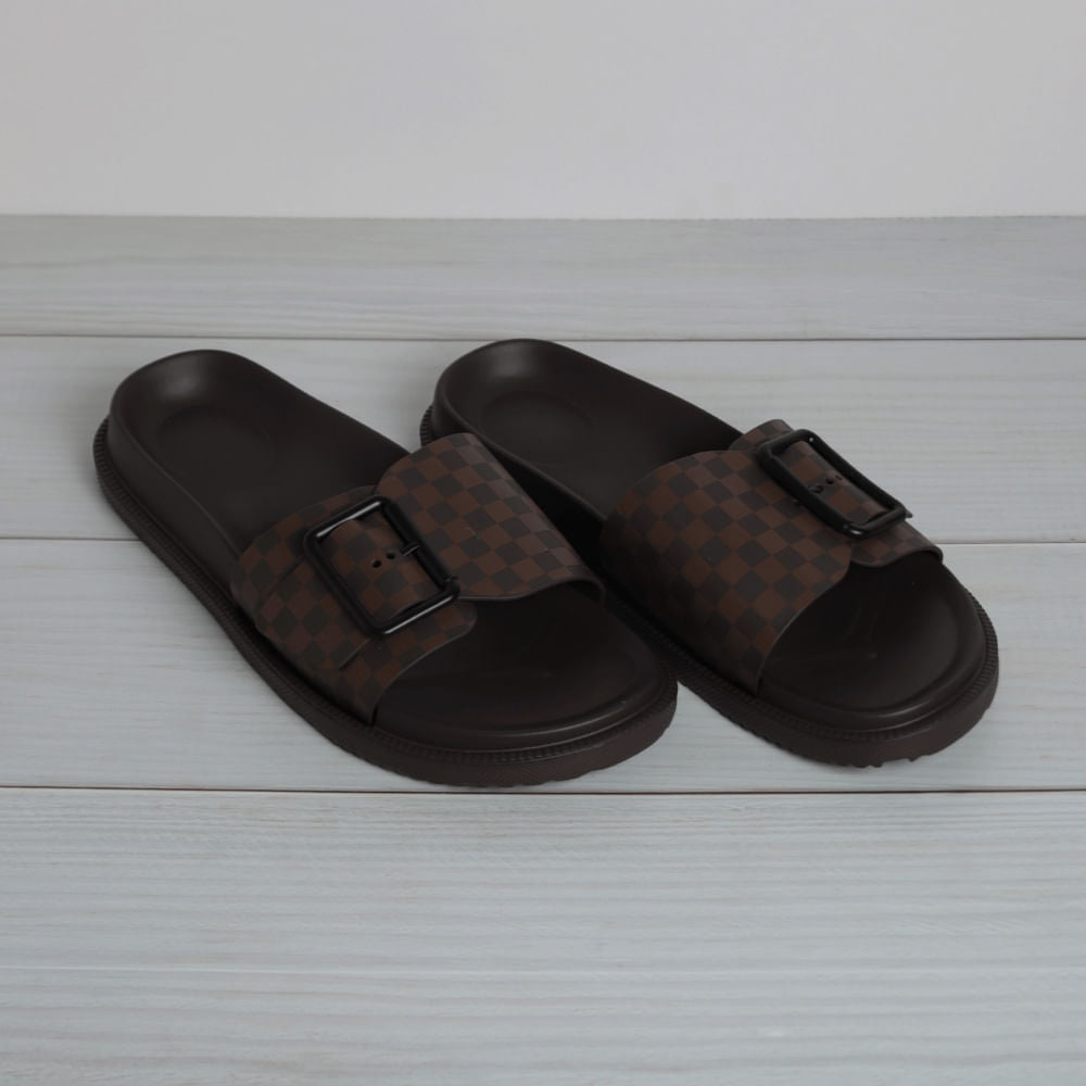 Pantuflas Modernas Cuadros Marrón Talla 44