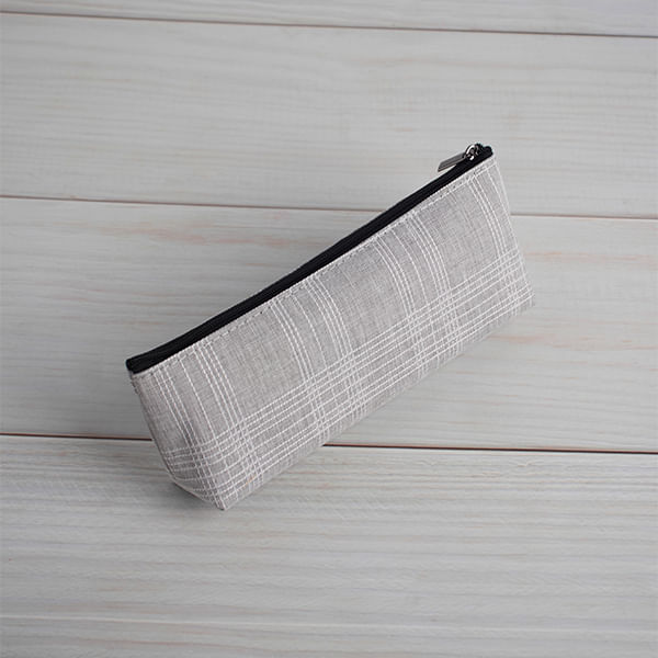 Estuche Cuadros Gris