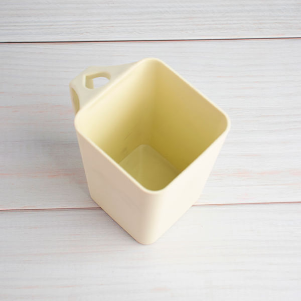 Vaso Plastico Cuadrado Con Asa Verde Claro 420 Ml