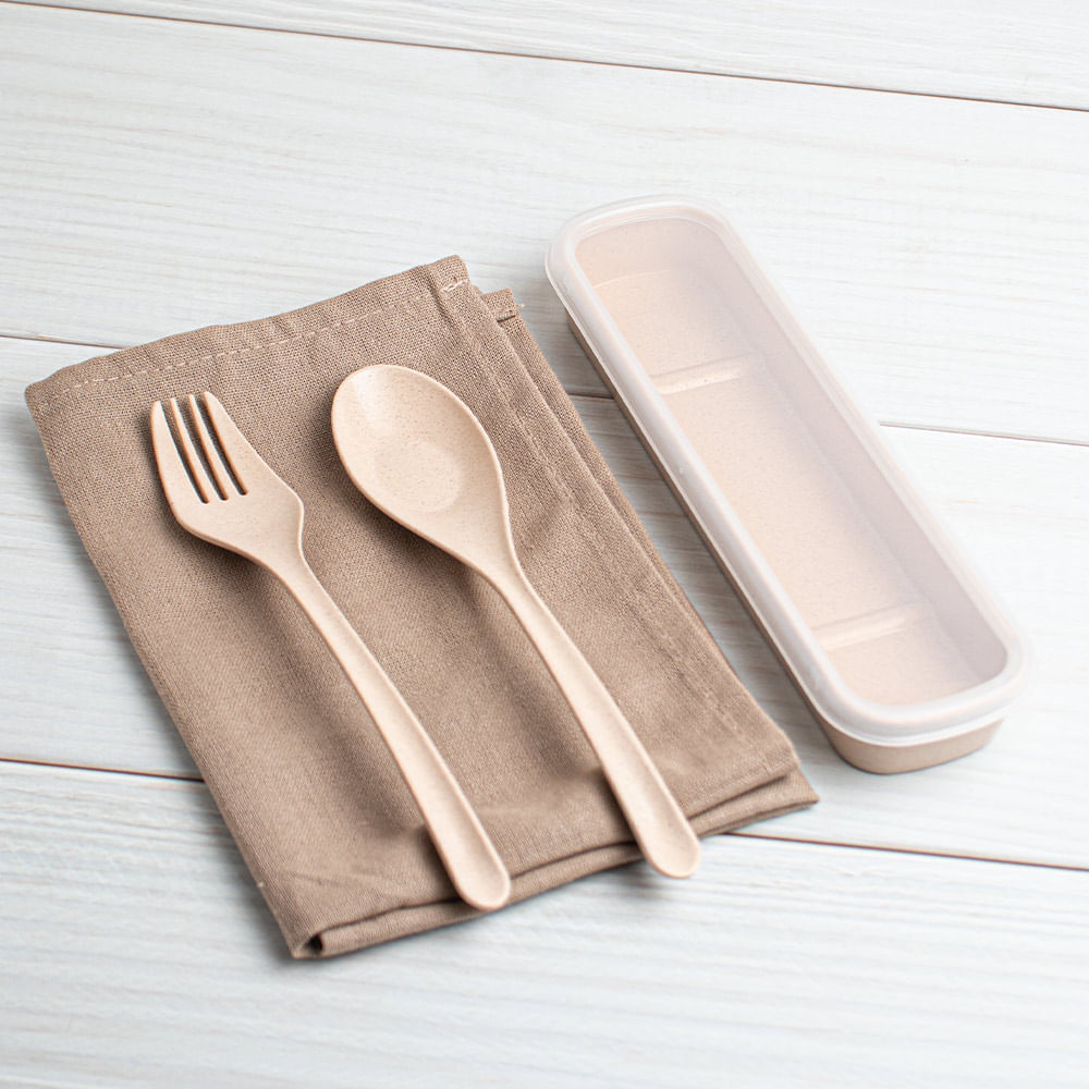 Cubiertos De Paja De Trigo Color Beige