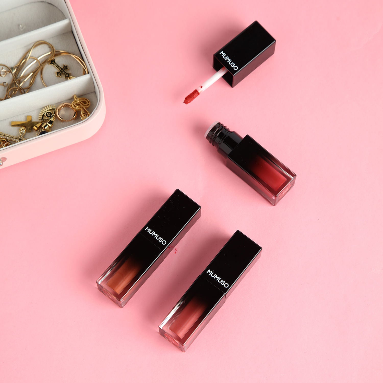 Brillo Labial Aterciopelado Tono 04 Thunder Kiss