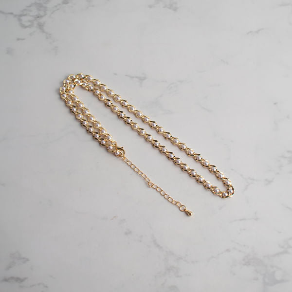 Collar con Perlas Pequeñas Dorado