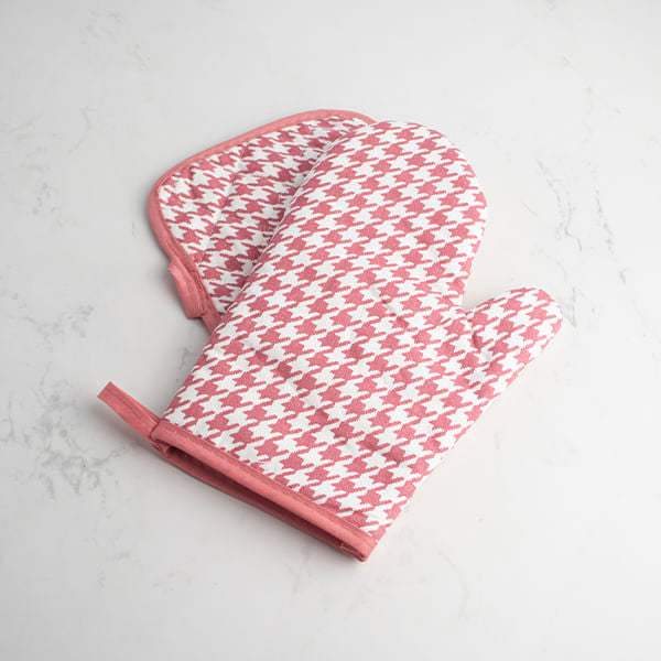 Set De Guantes De Cocina Y Agarraderas Pata De Gallo Rosa