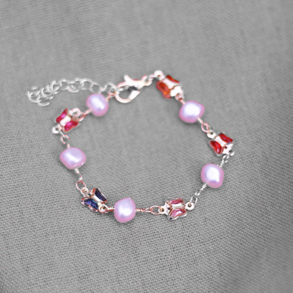 Pulsera con Mariposas y Esferas Multicolor Dorado
