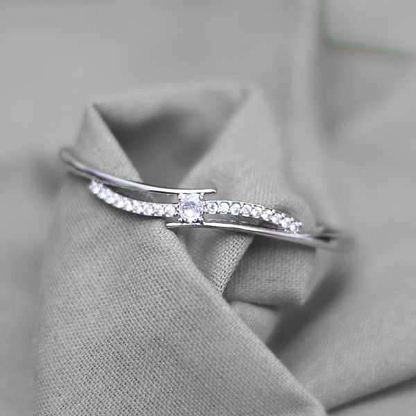 Pulsera Rígida con Diseño Esfera Brillante Plateado