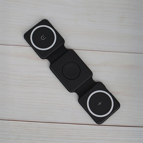 Cargador Inalámbrico Plegable 3 en 1 Color Negro
