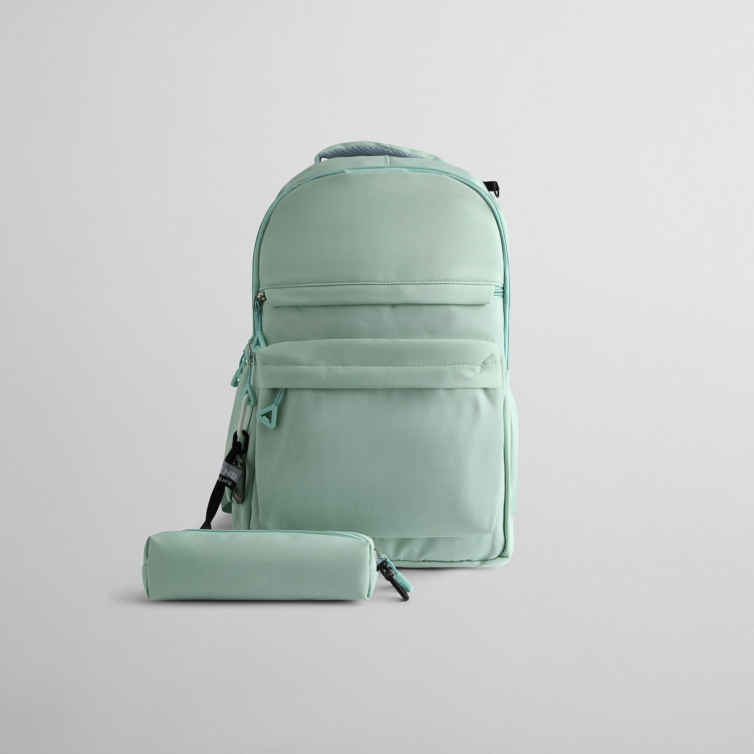 Set Mochila + Cartuchera Verde Pastel