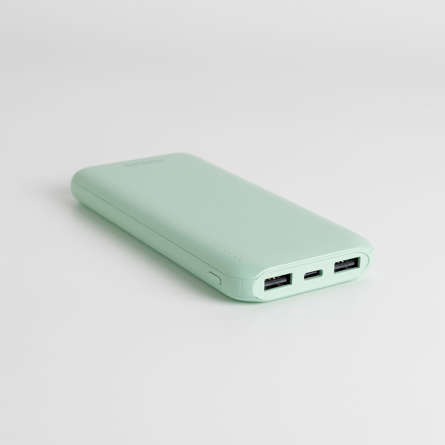 Cargador Portatil Verde de Litio Capacidad 10000Mah