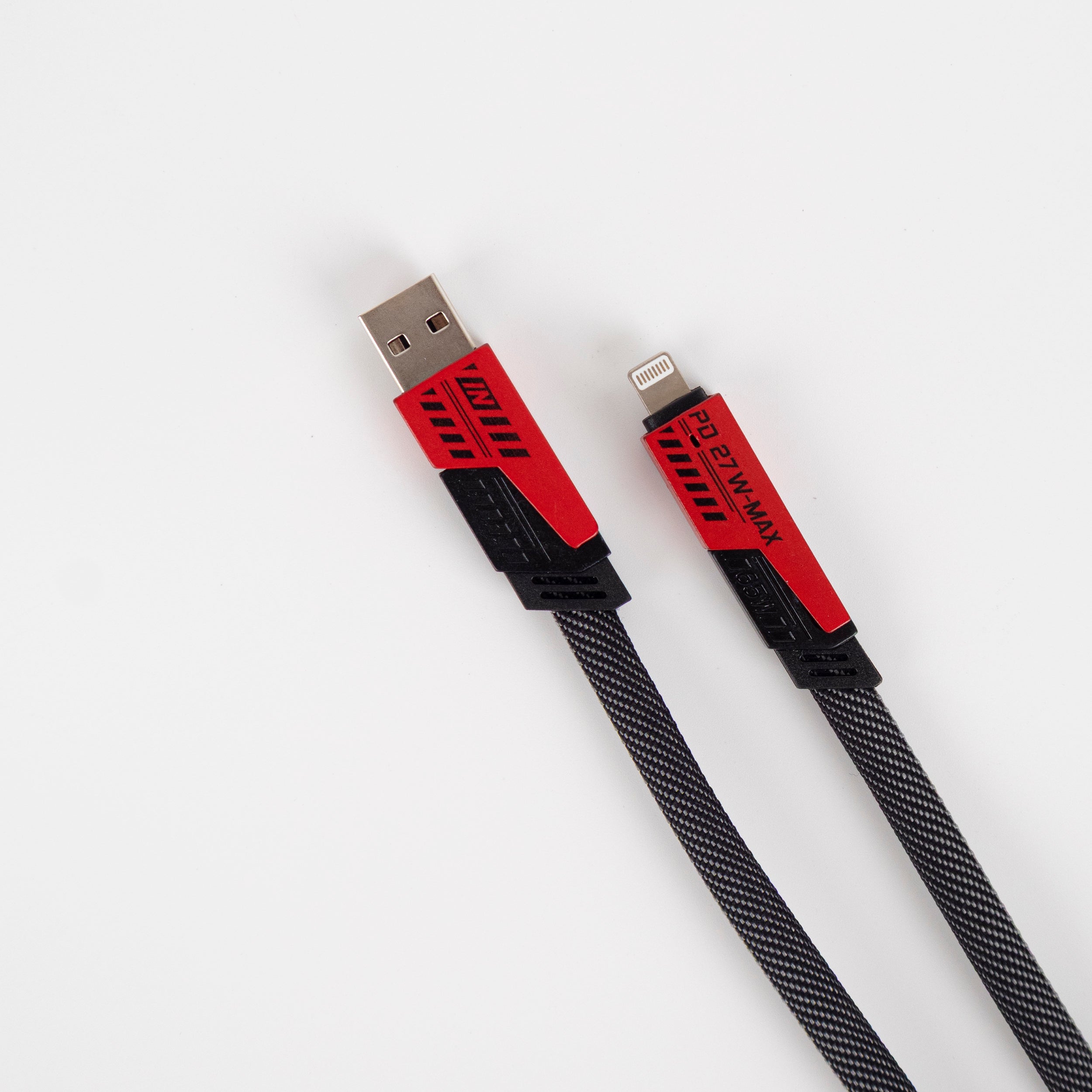 Cable de carga rápida de nylon tejido cuatro en uno rojo