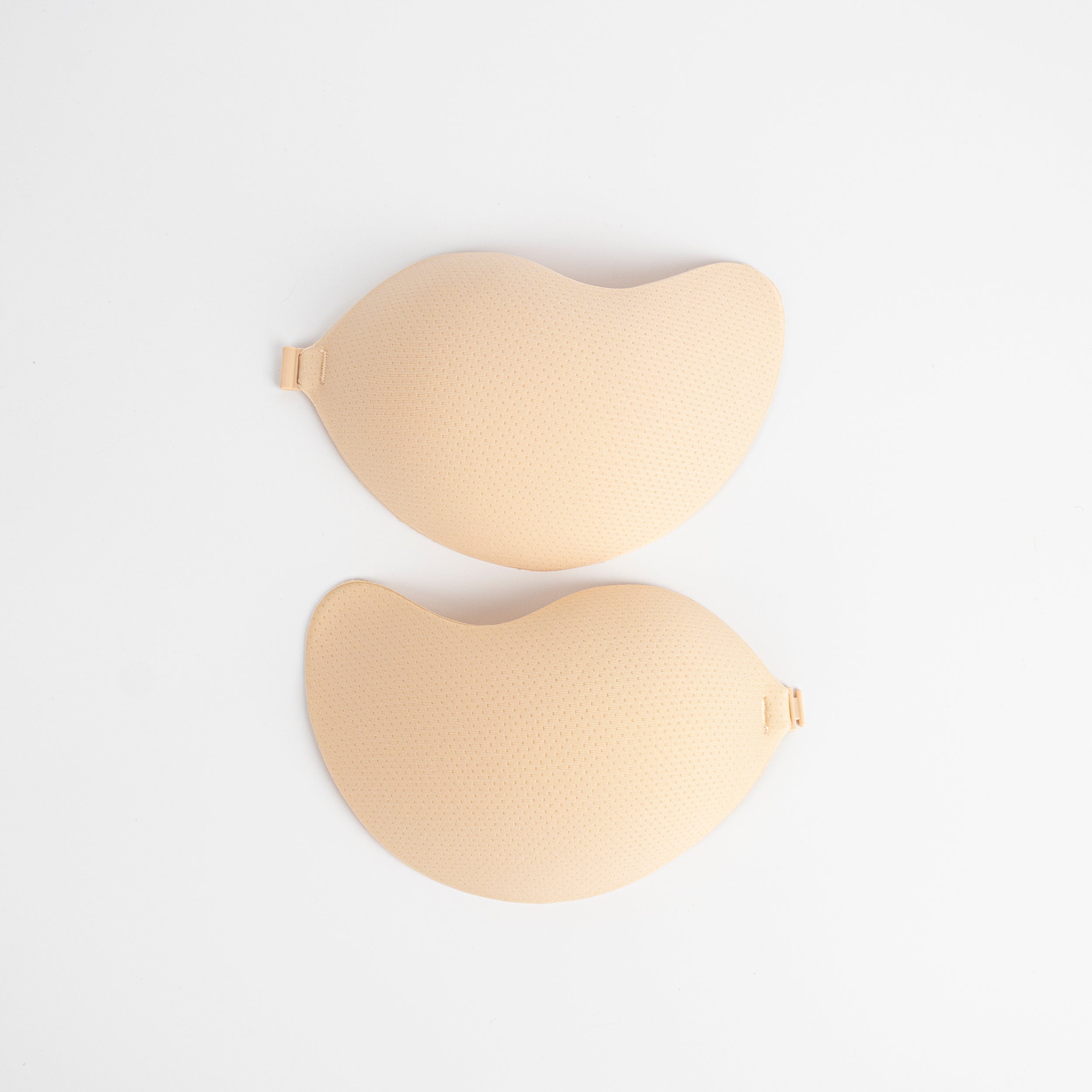 Cubiertas reutilizables de telas para pechos