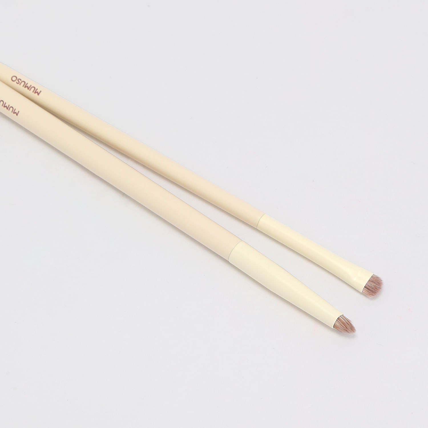 Set de 2 Brochas de Ojos